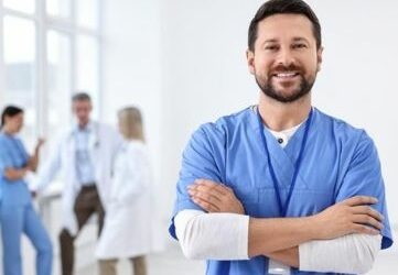 Estudia para ser celador en instituciones sanitarias y conviértete en experto