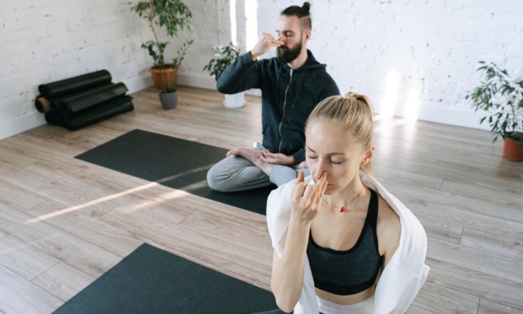 Practica estos 5 ejercicios de respiración para relajarse