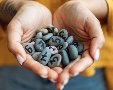 Estudiar el máster en constelaciones familiares y numerología