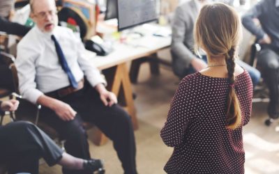 estudiar el máster en oratoria y técnicas para hablar en público te permitirá mejorar tus habilidades comunicativas