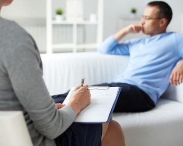 Estudia el máster en psicología en adultos