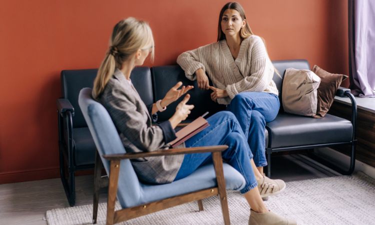 Descubre si se puede ser terapeuta Gestalt sin ser psicólogo